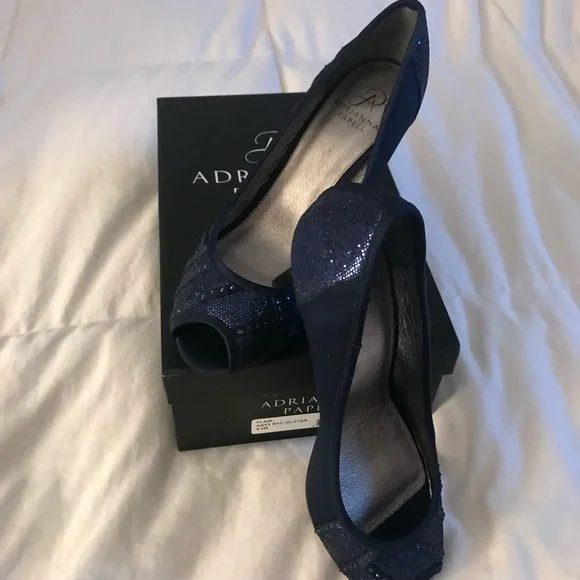 Woman Elegant Dark Navy Blue w/Glitter heels sz9.5 - Picture 2 of 10